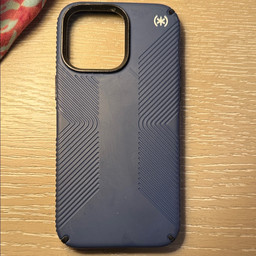 Speck Presido Grip IPhone 14 Pro Max Case